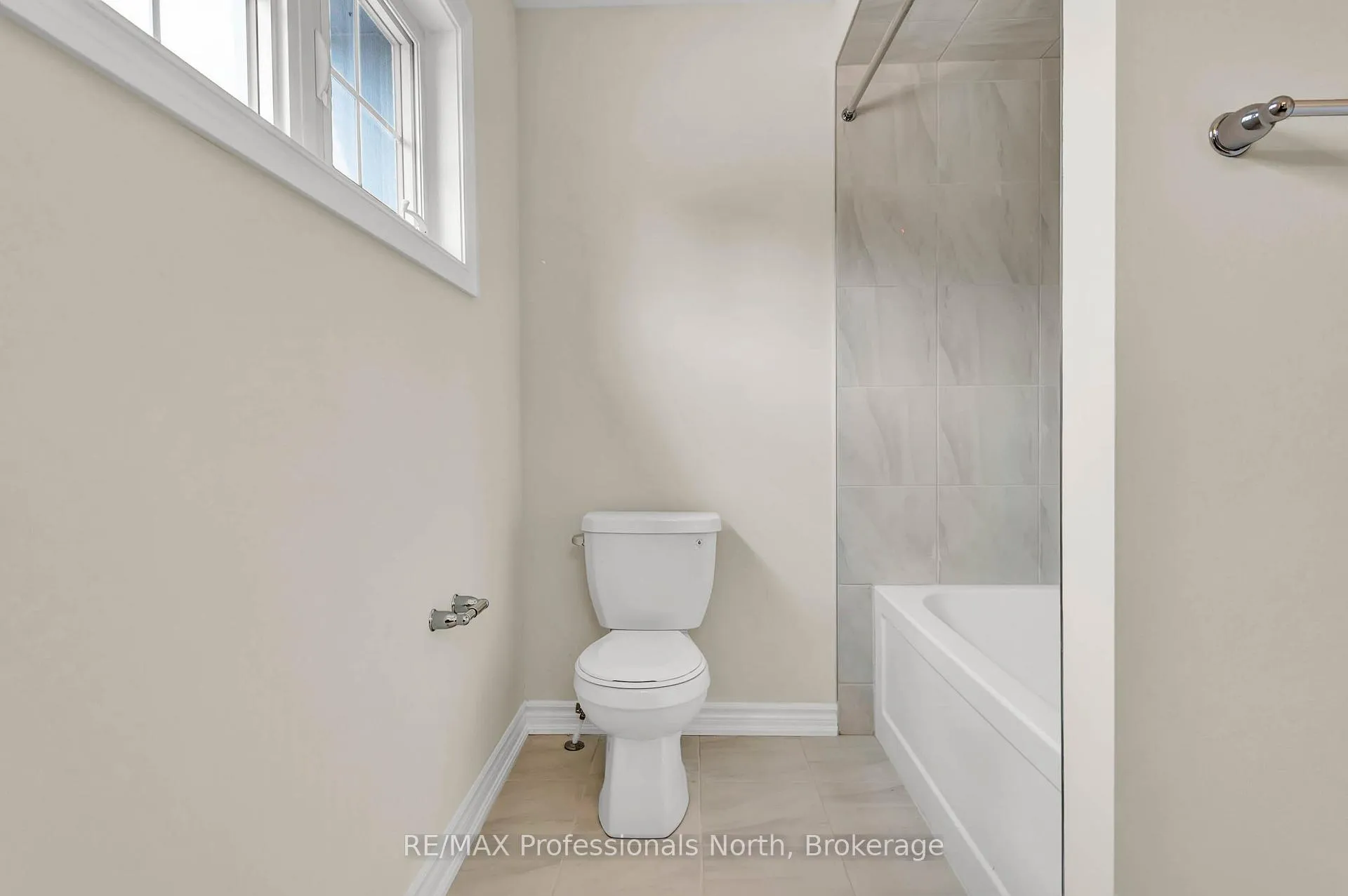 Photo 26 of 230 Beechwood Forest Lane, Gravenhurst, Muskoka (S) — HOMEH