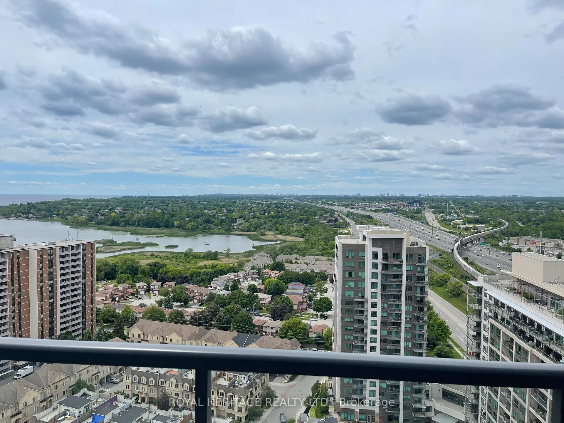 Photo 6 of Unit LP 6, 1255 Bayly Street, Pickering, Bay Ridges — HOMEH