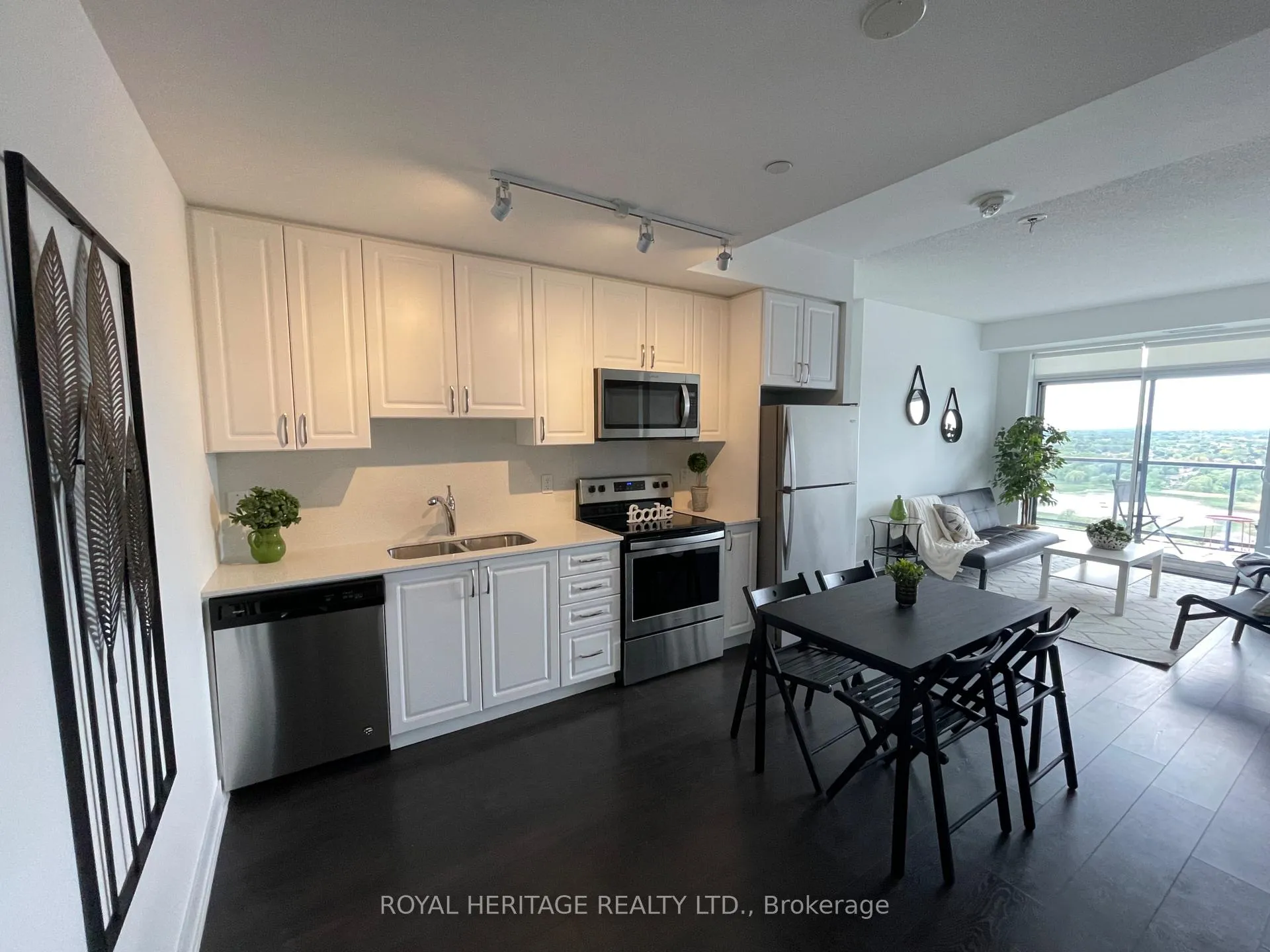Photo 19 of Unit LP 6, 1255 Bayly Street, Pickering, Bay Ridges — HOMEH