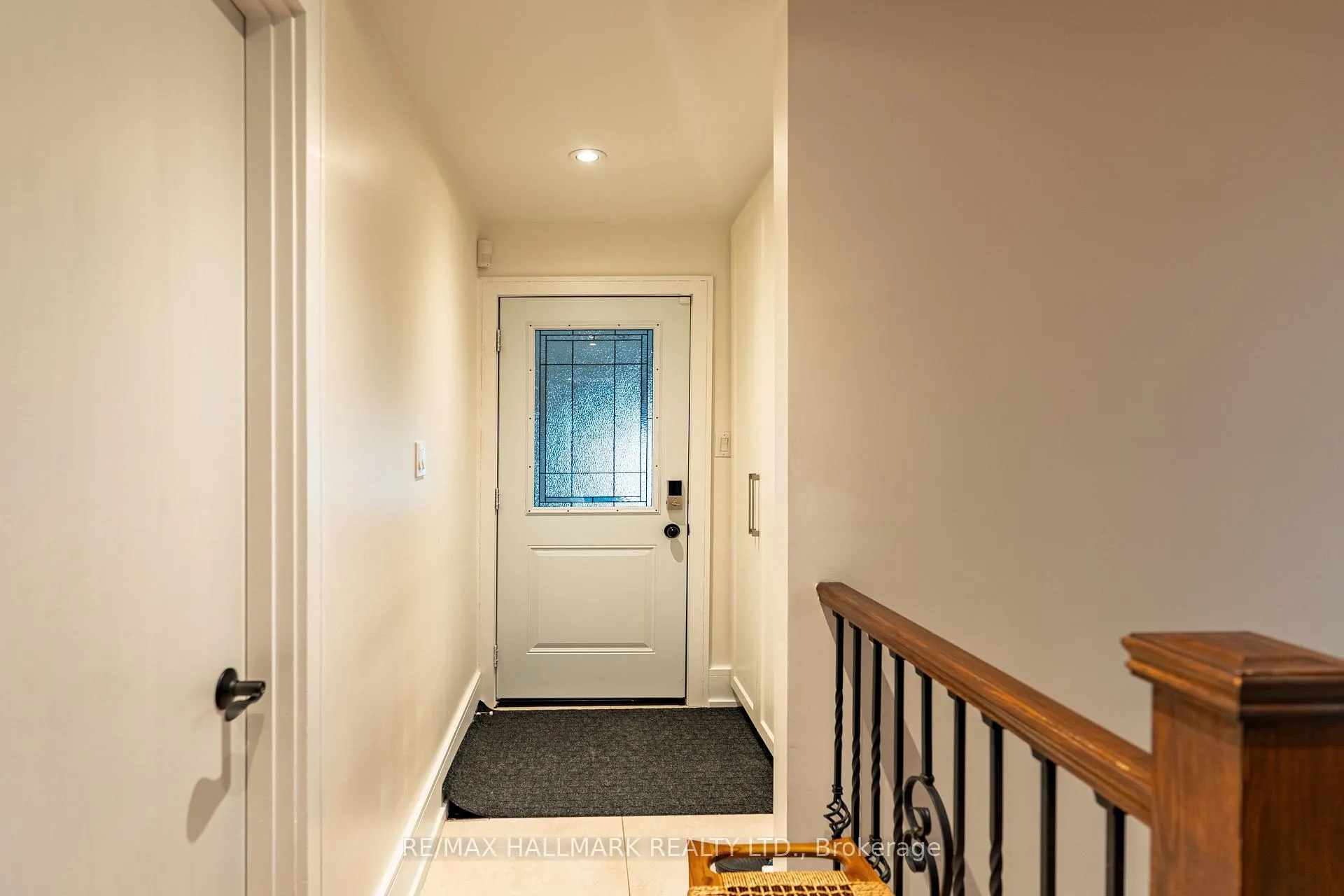 Photo 20 of 124 Timpson Drive, Aurora, Aurora Highlands — HOMEH