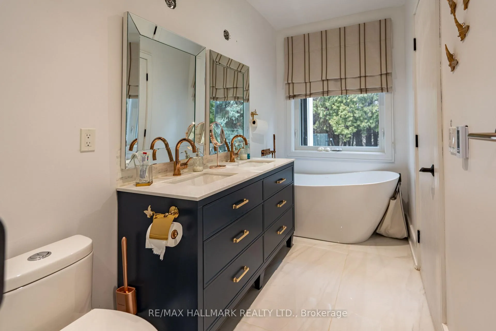 Photo 25 of 124 Timpson Drive, Aurora, Aurora Highlands — HOMEH