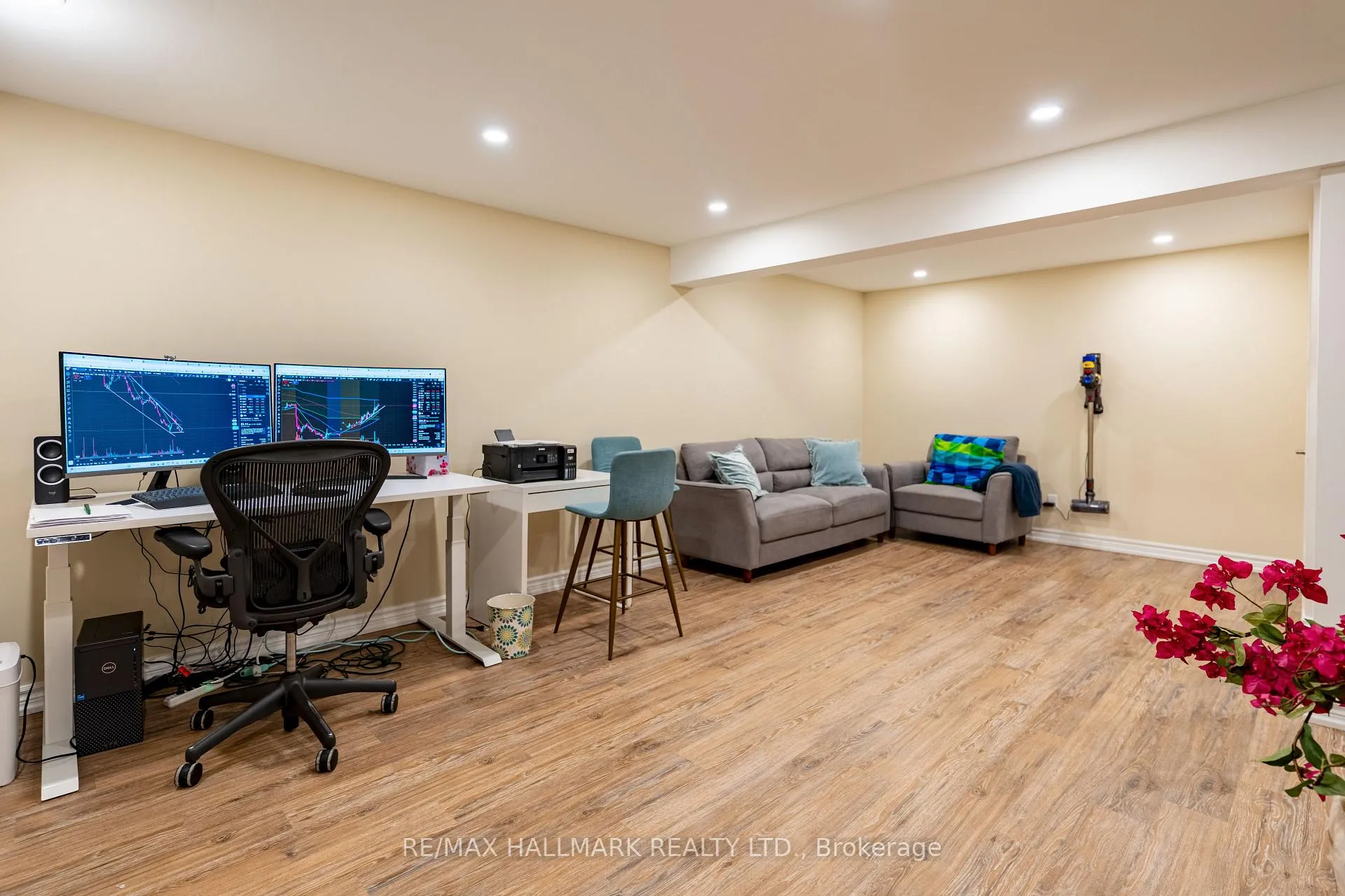 Photo 38 of 124 Timpson Drive, Aurora, Aurora Highlands — HOMEH