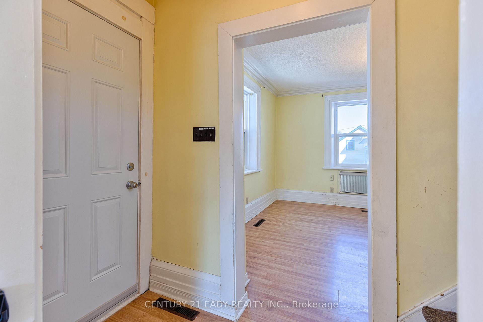 Photo 19 of 261 Plaunt Street S, Renfrew — HOMEH