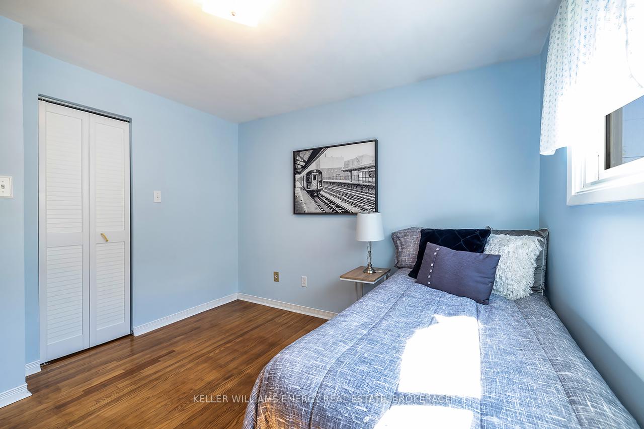 Photo 21 of 246 Barkley Crescent, Oshawa, Vanier — HOMEH
