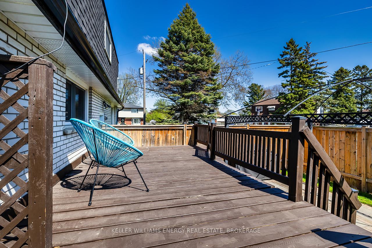 Photo 29 of 246 Barkley Crescent, Oshawa, Vanier — HOMEH