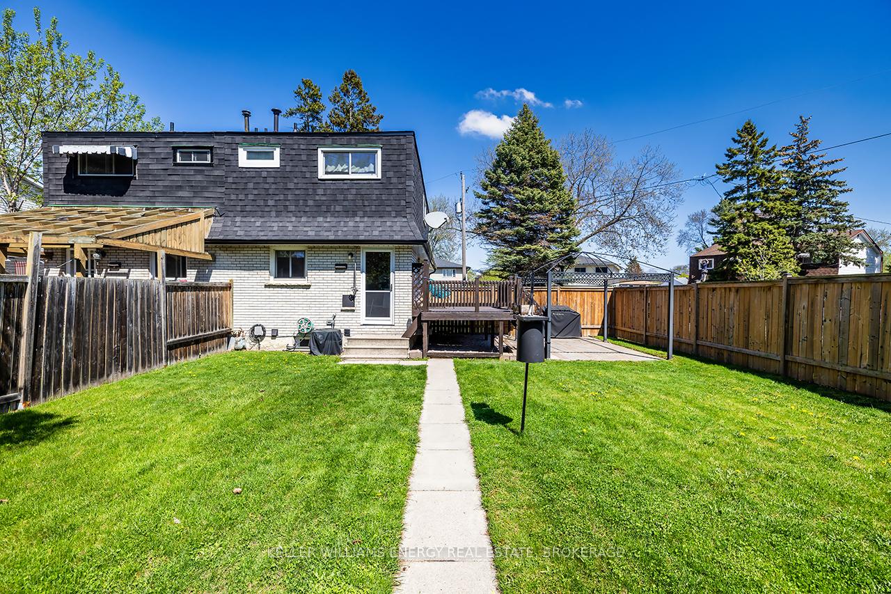 Photo 32 of 246 Barkley Crescent, Oshawa, Vanier — HOMEH