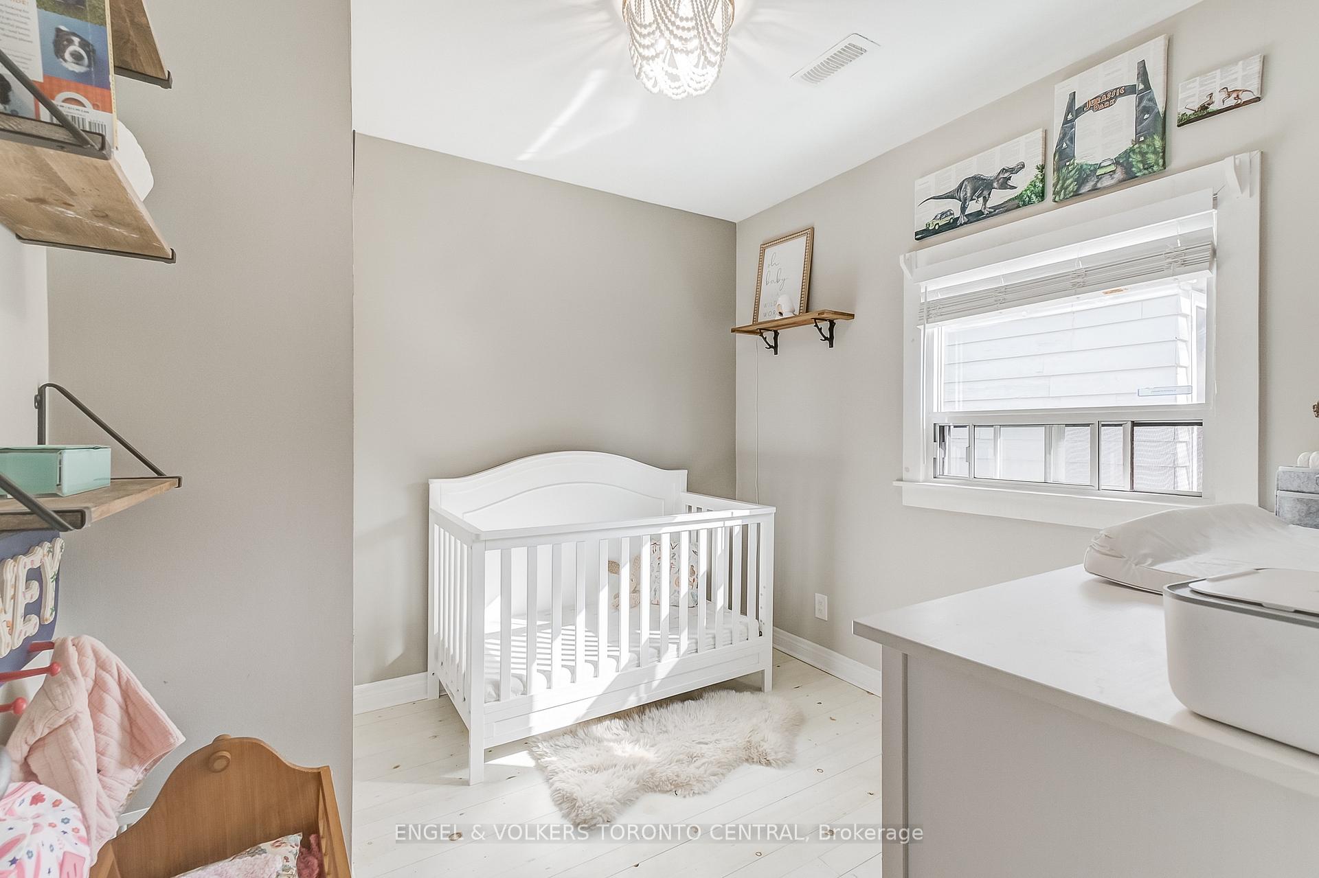Photo 8 of 741 Marksbury Road, Pickering, West Shore — HOMEH