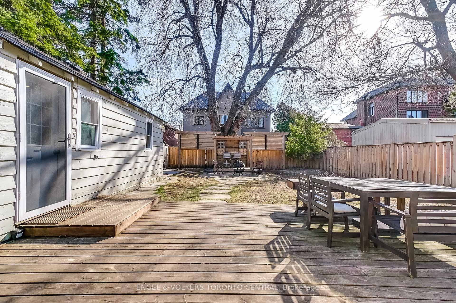 Photo 13 of 741 Marksbury Road, Pickering, West Shore — HOMEH