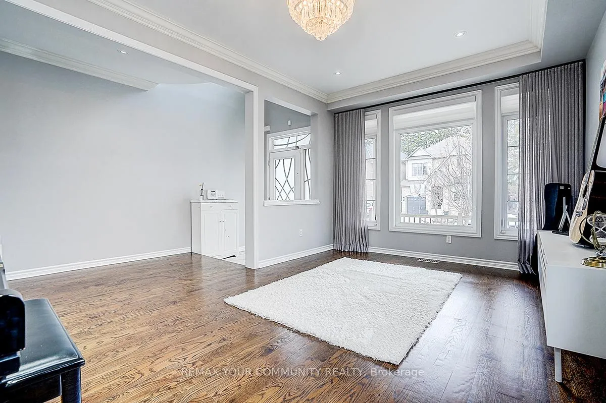 Photo 11 of 160 Maria Road, Markham, Wismer — HOMEH