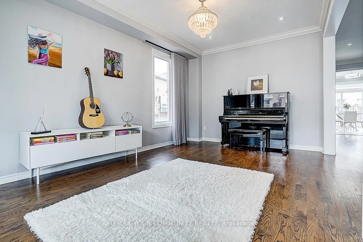 Photo 12 of 160 Maria Road, Markham, Wismer — HOMEH