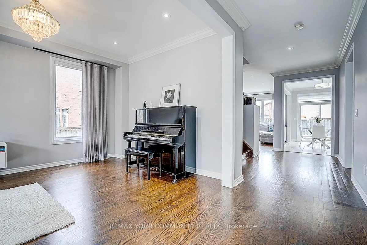 Photo 14 of 160 Maria Road, Markham, Wismer — HOMEH