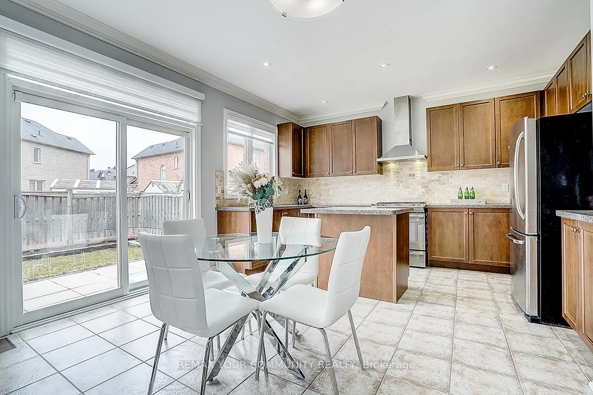 Photo 19 of 160 Maria Road, Markham, Wismer — HOMEH