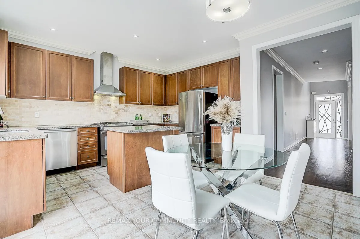Photo 20 of 160 Maria Road, Markham, Wismer — HOMEH