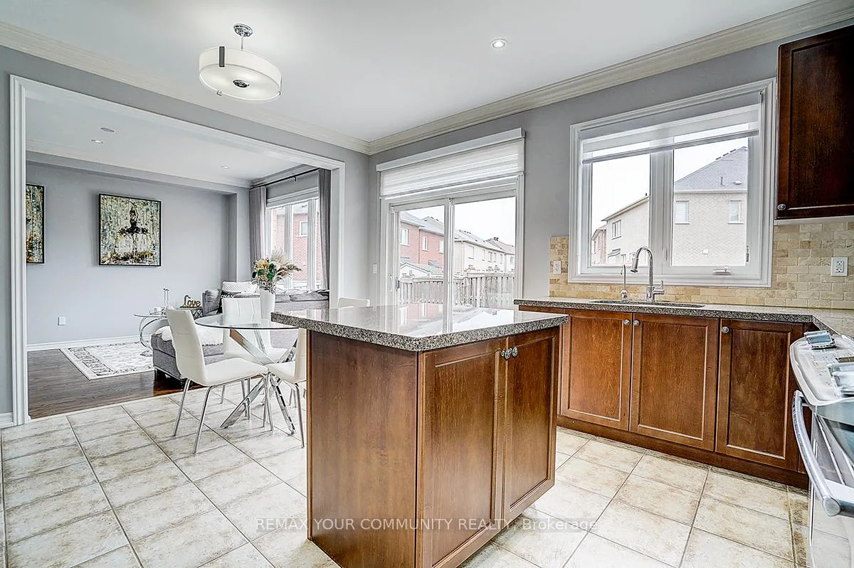 Photo 23 of 160 Maria Road, Markham, Wismer — HOMEH