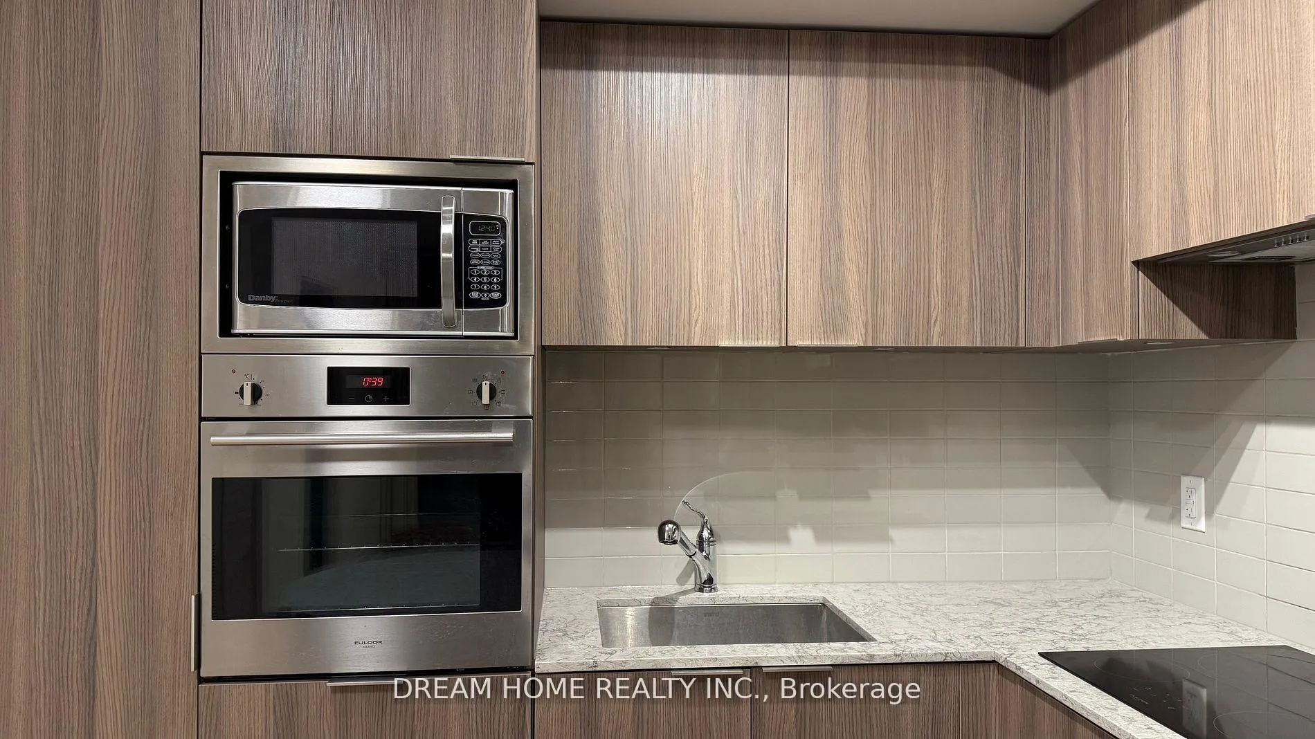 Photo 8 of Unit 1304, 11 Wellesley Street W, Toronto, Bay Street Corridor — HOMEH