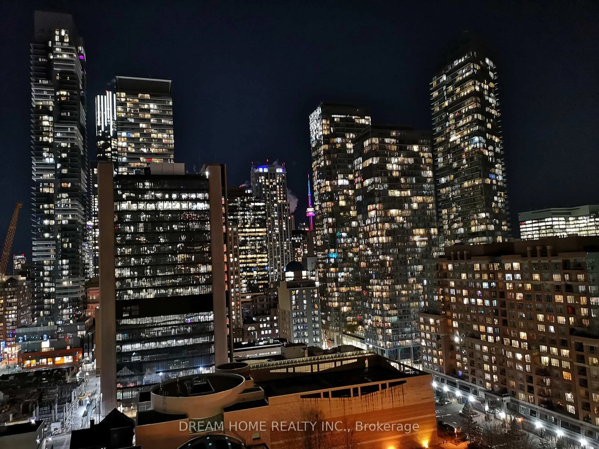 Photo 13 of Unit 1304, 11 Wellesley Street W, Toronto, Bay Street Corridor — HOMEH