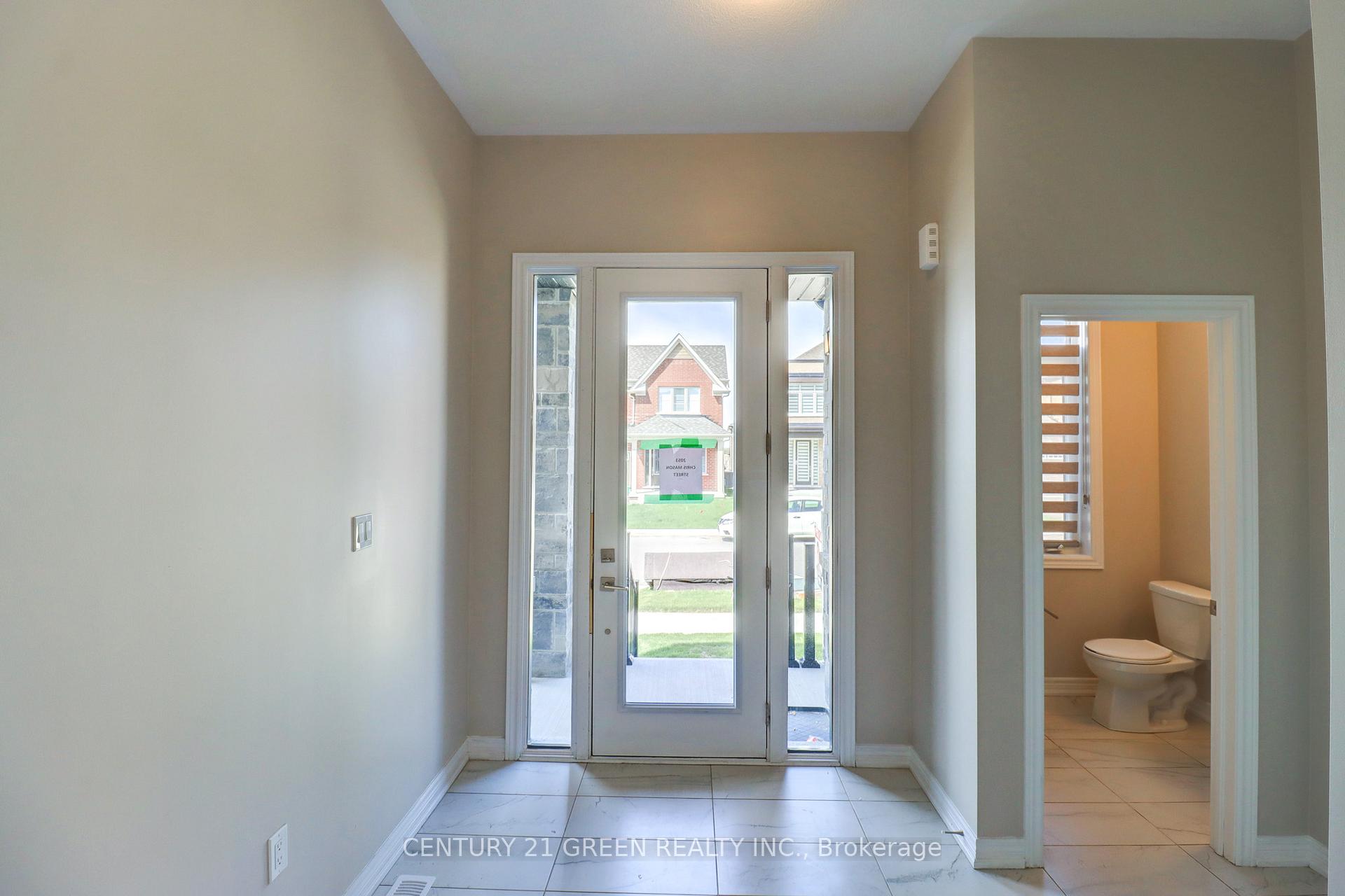 Photo 4 of 2053 Chris Mason Street, Oshawa, Kedron — HOMEH