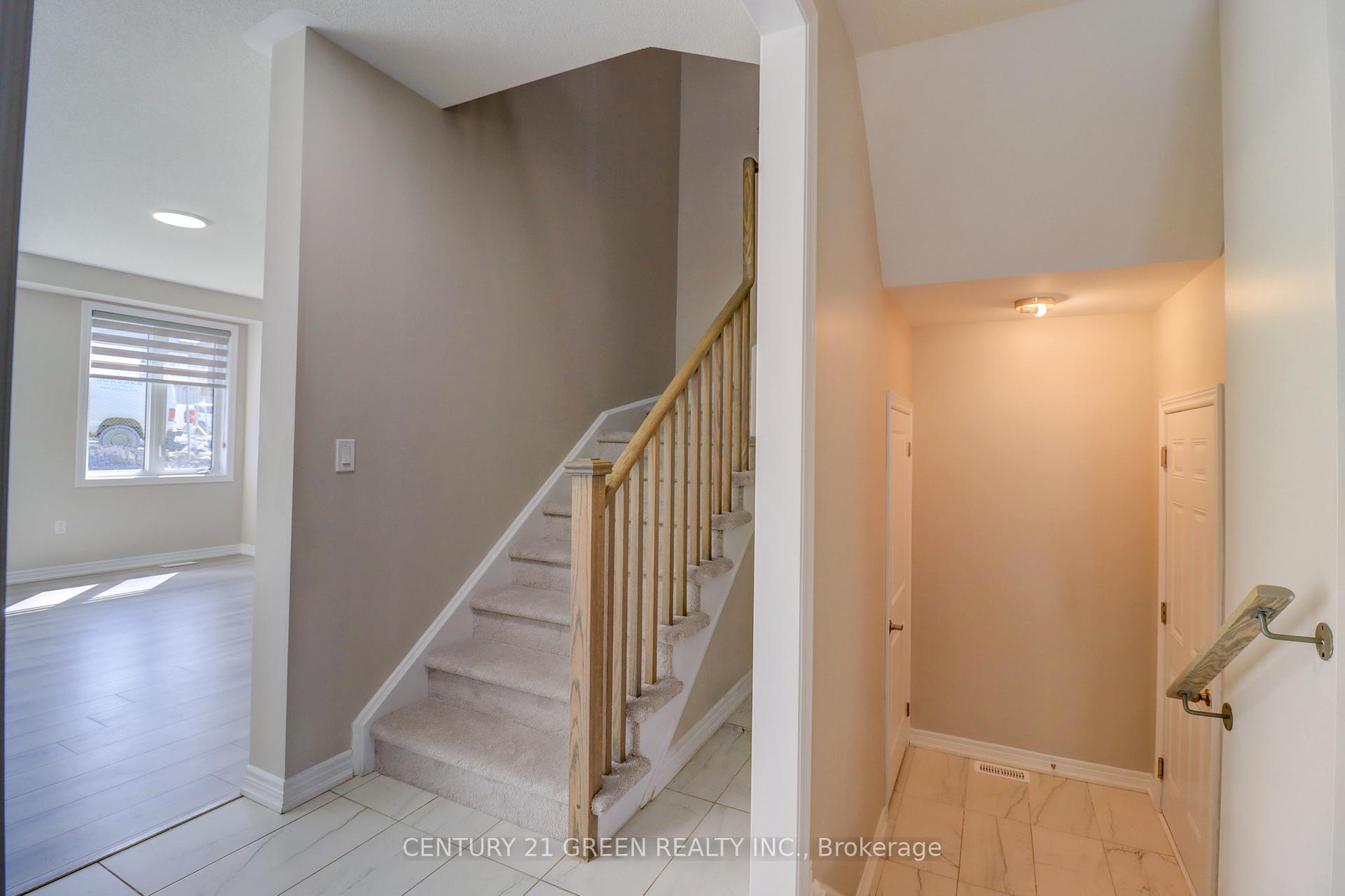 Photo 9 of 2053 Chris Mason Street, Oshawa, Kedron — HOMEH