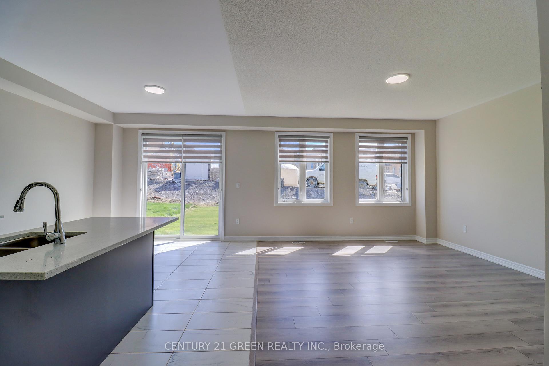 Photo 10 of 2053 Chris Mason Street, Oshawa, Kedron — HOMEH