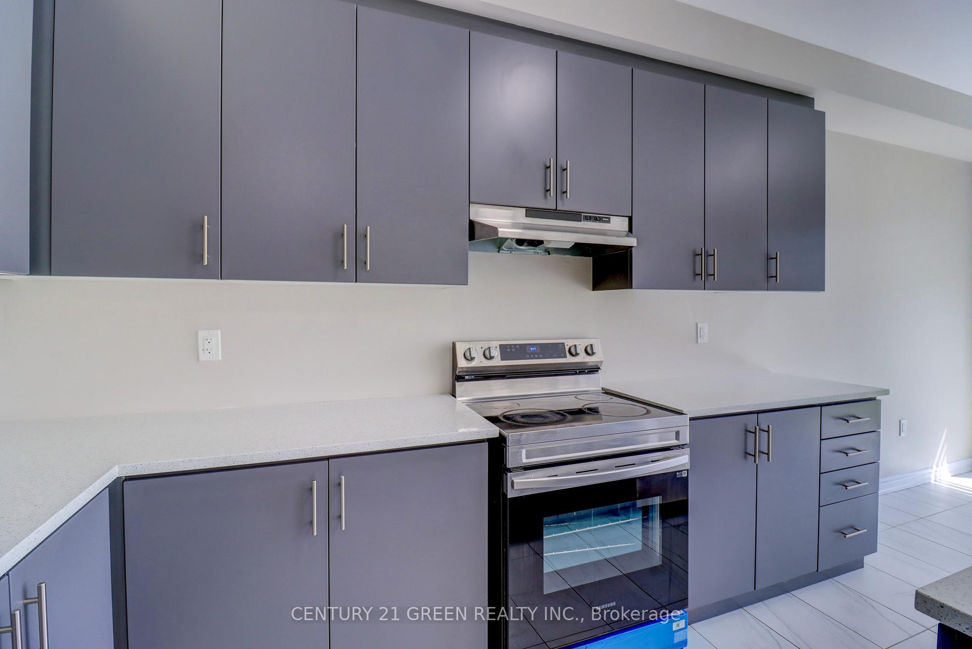Photo 12 of 2053 Chris Mason Street, Oshawa, Kedron — HOMEH