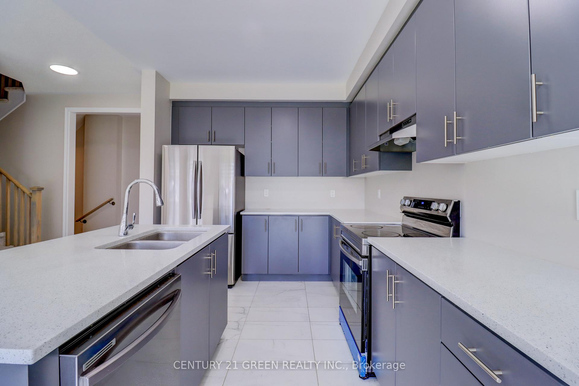 Photo 17 of 2053 Chris Mason Street, Oshawa, Kedron — HOMEH