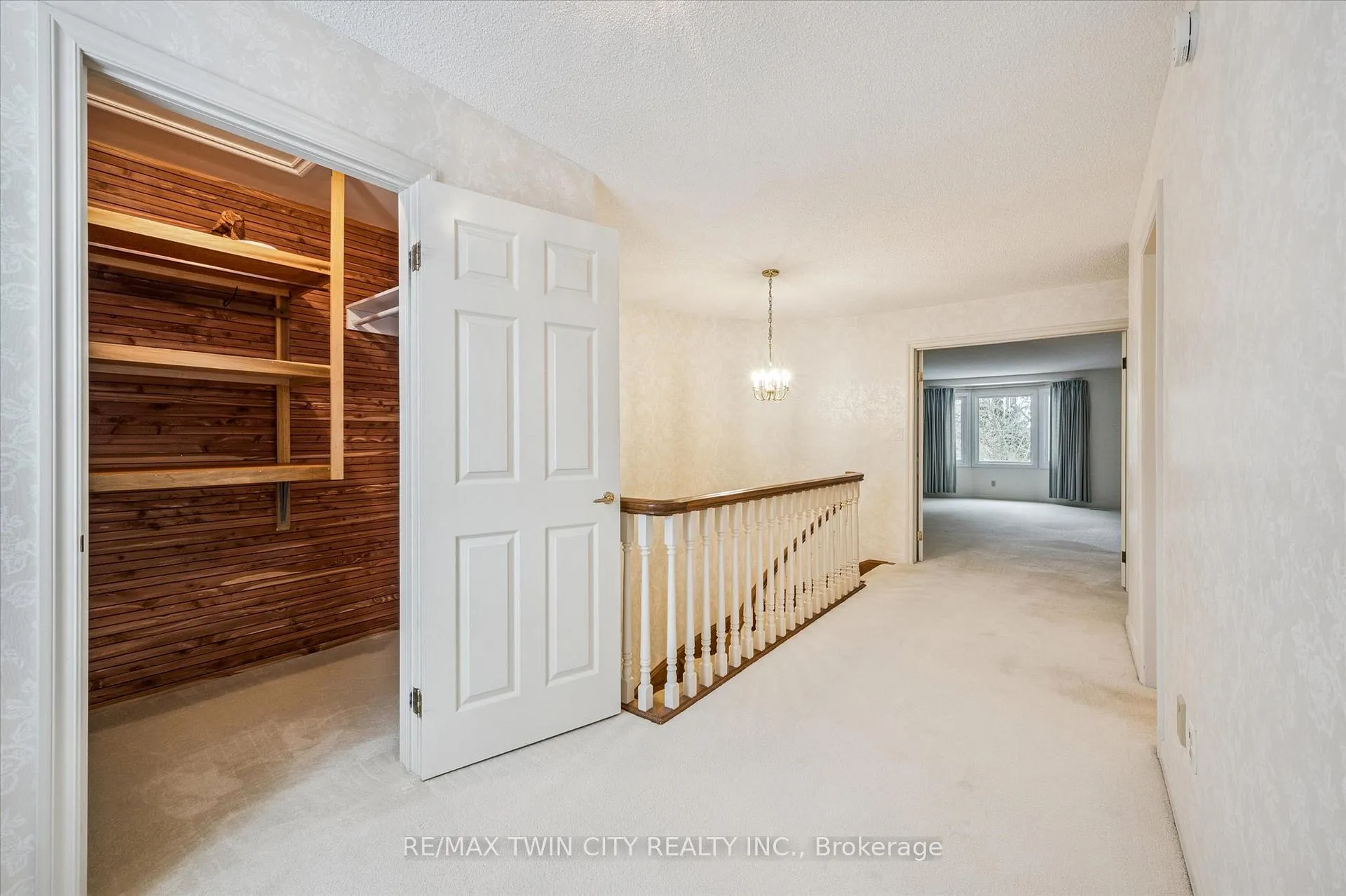 Photo 16 of Unit 5, 405 Glasgow Street, Kitchener — HOMEH