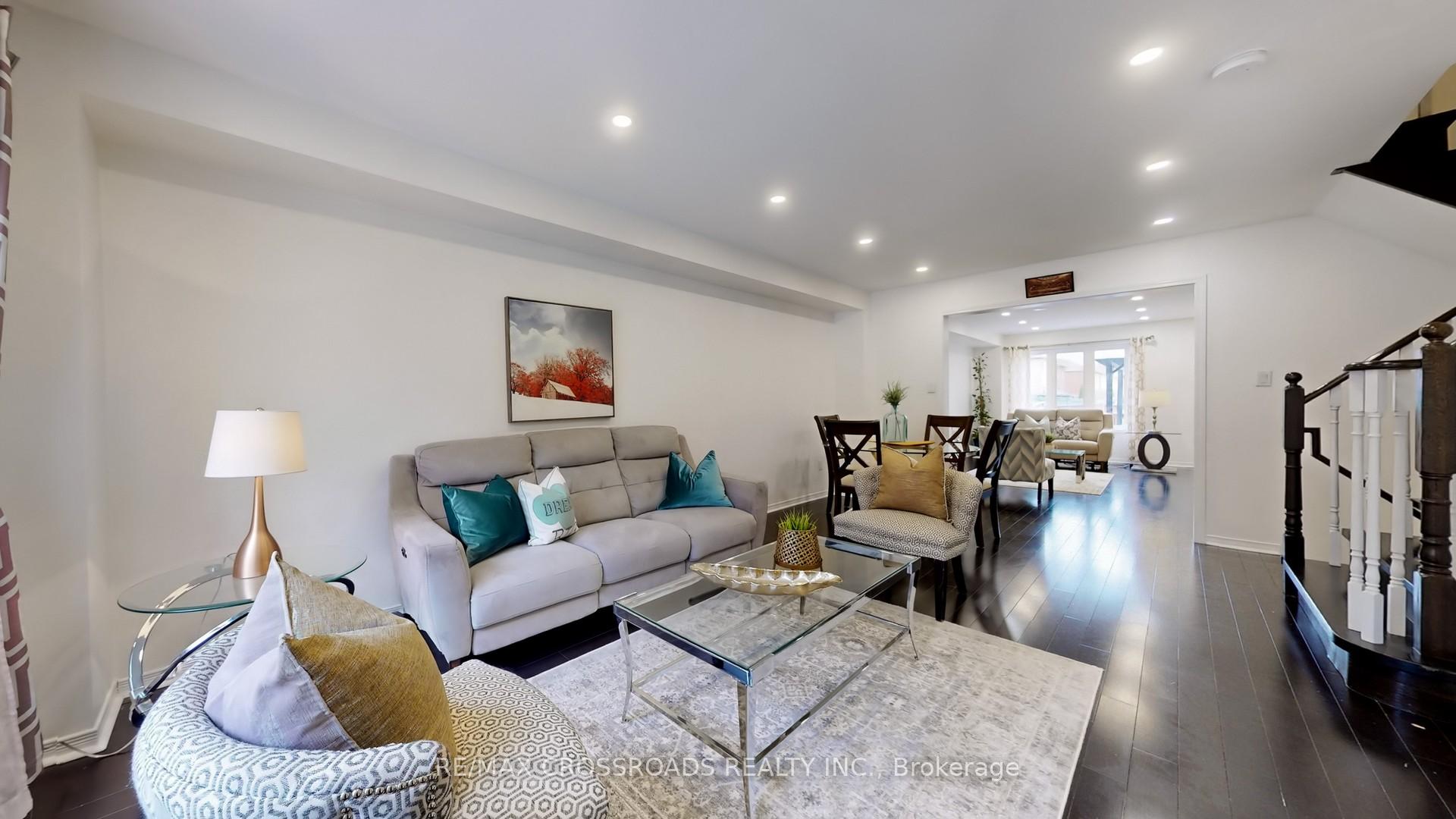 Photo 8 of 2426 Tillings Road, Pickering, Duffin Heights — HOMEH