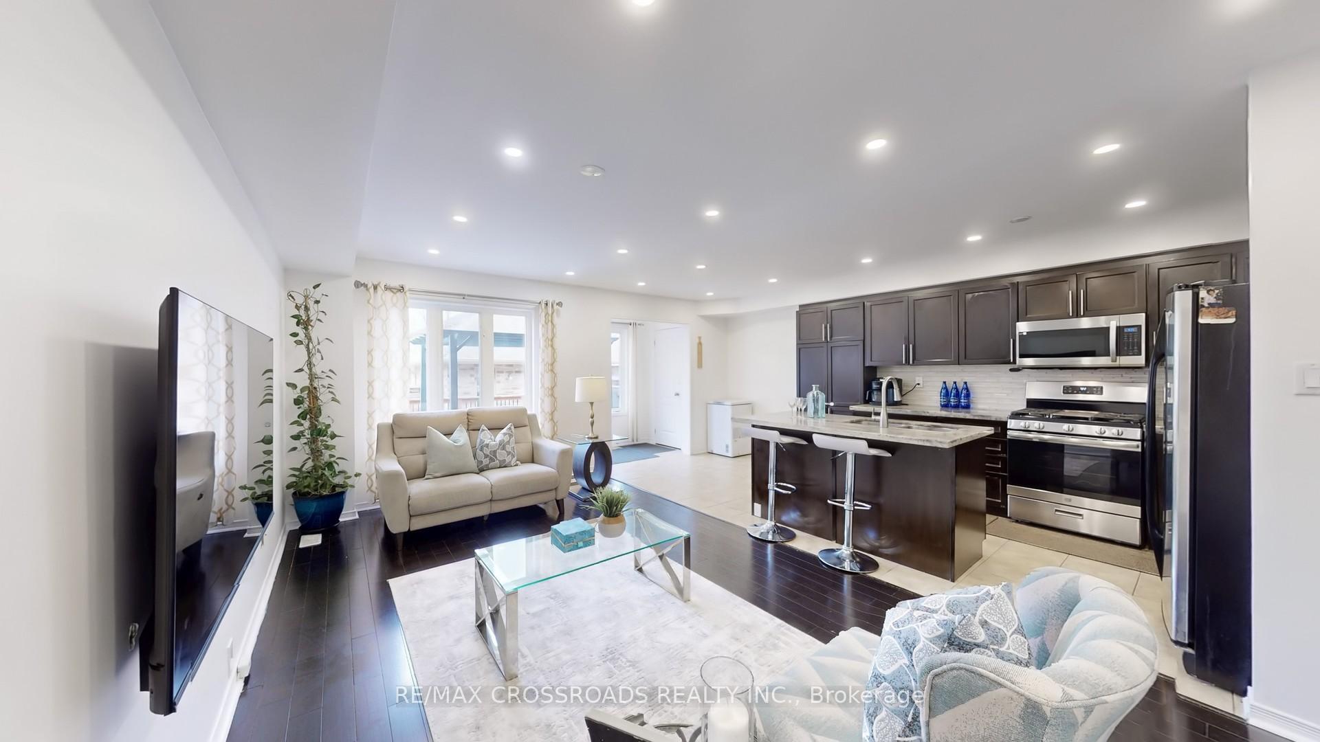 Photo 10 of 2426 Tillings Road, Pickering, Duffin Heights — HOMEH