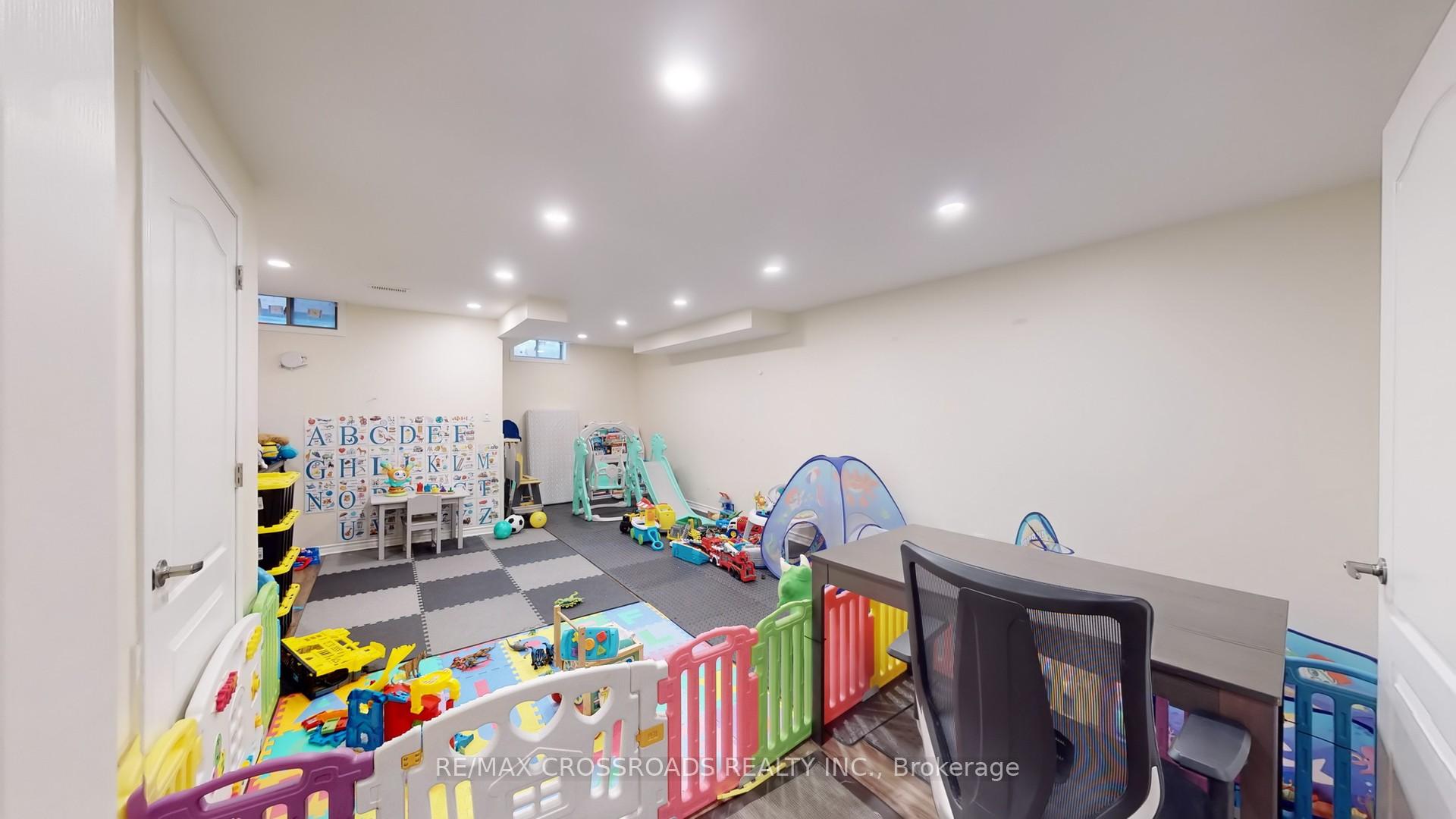 Photo 33 of 2426 Tillings Road, Pickering, Duffin Heights — HOMEH