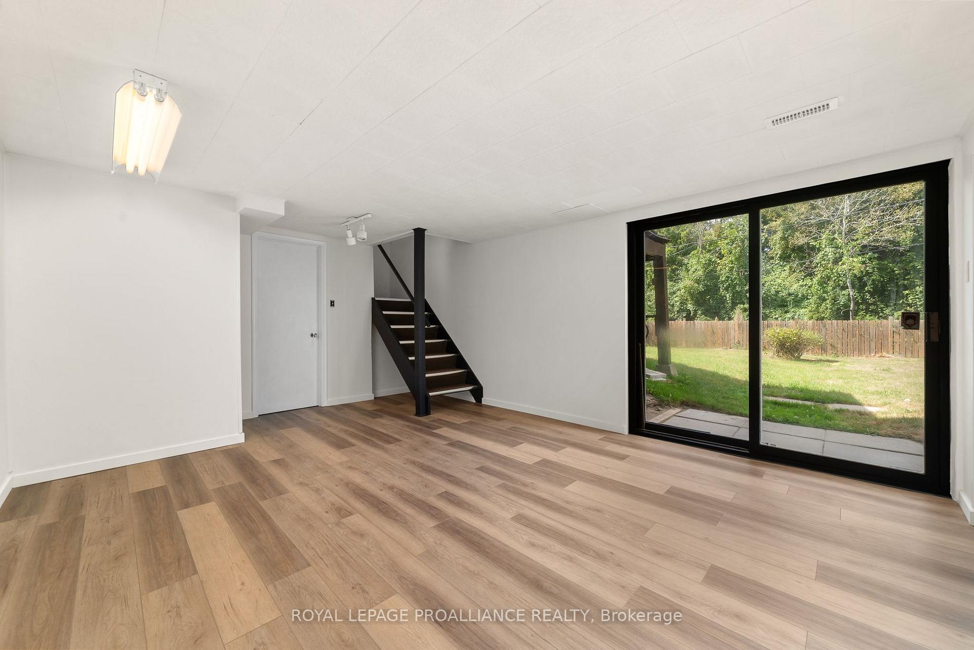 Photo 5 of 14 Haig Street, Quinte West, Sidney Ward — HOMEH