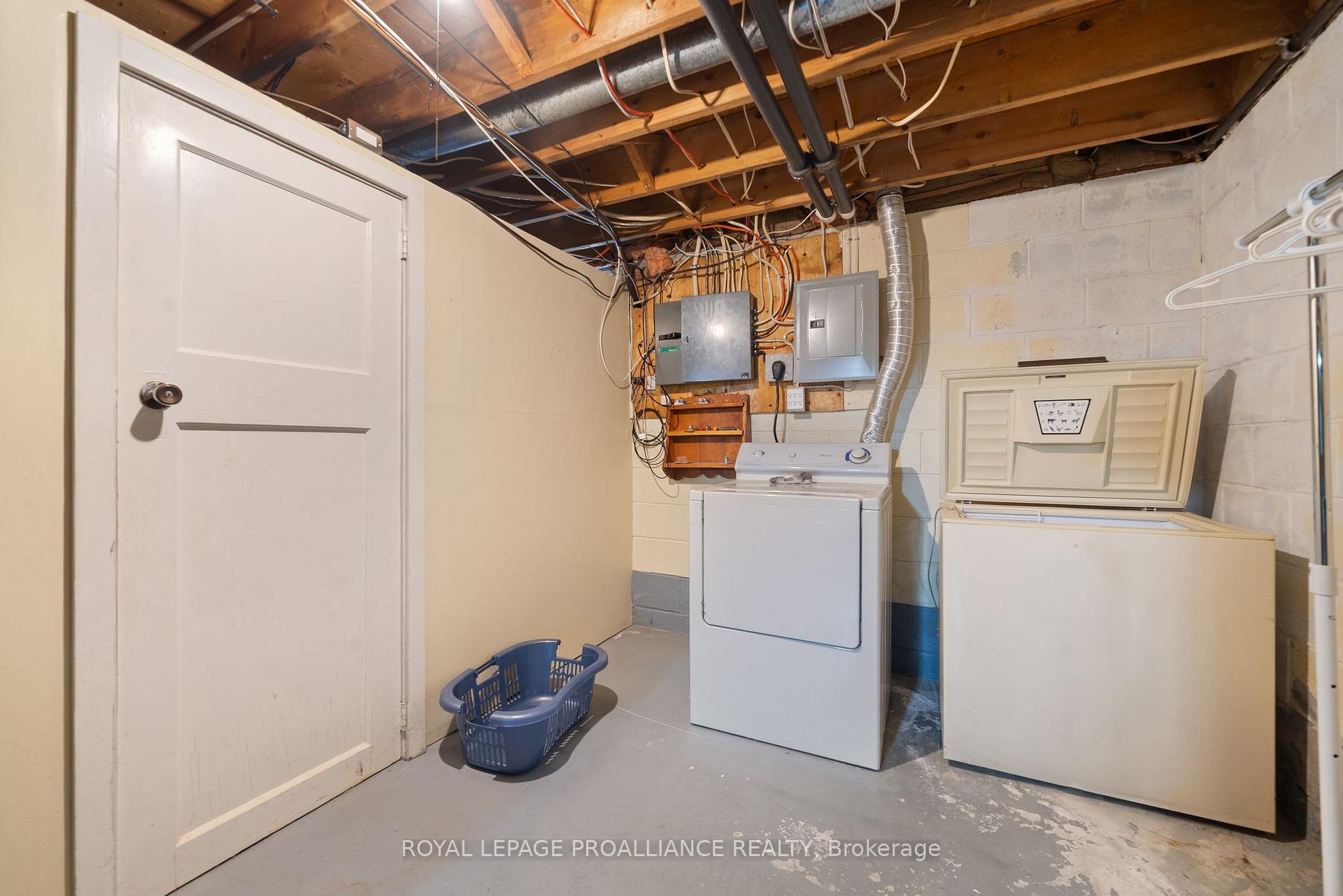 Photo 11 of 14 Haig Street, Quinte West, Sidney Ward — HOMEH