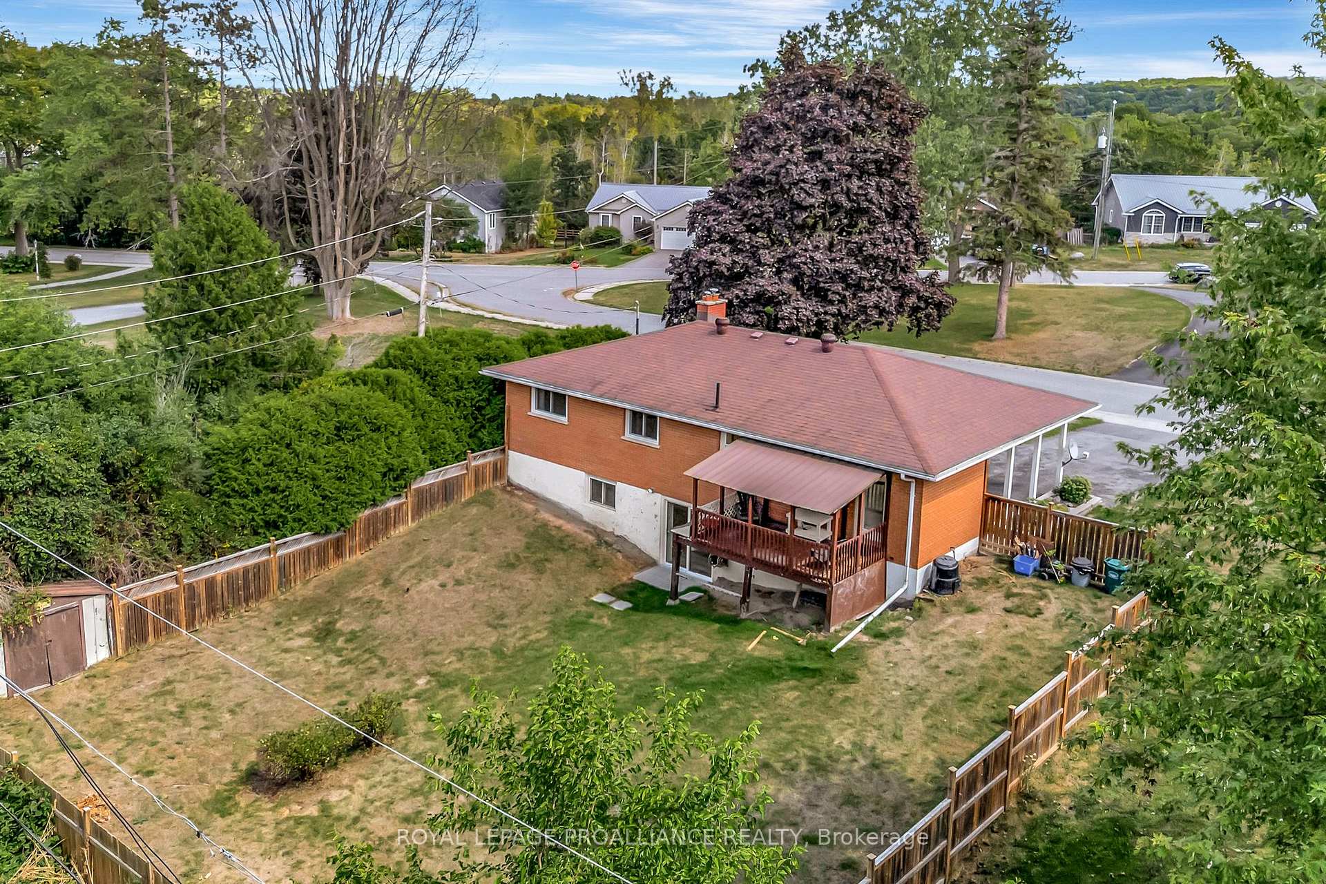 Photo 24 of 14 Haig Street, Quinte West, Sidney Ward — HOMEH