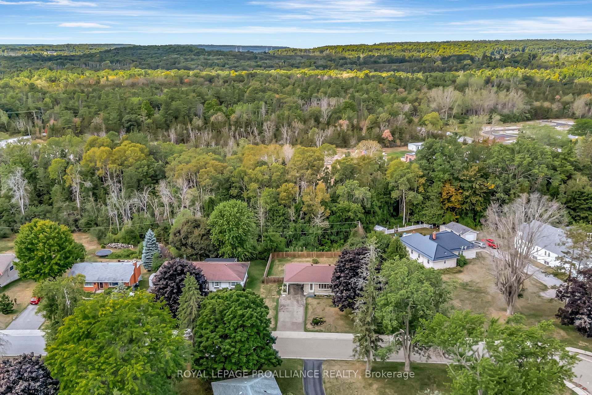 Photo 29 of 14 Haig Street, Quinte West, Sidney Ward — HOMEH