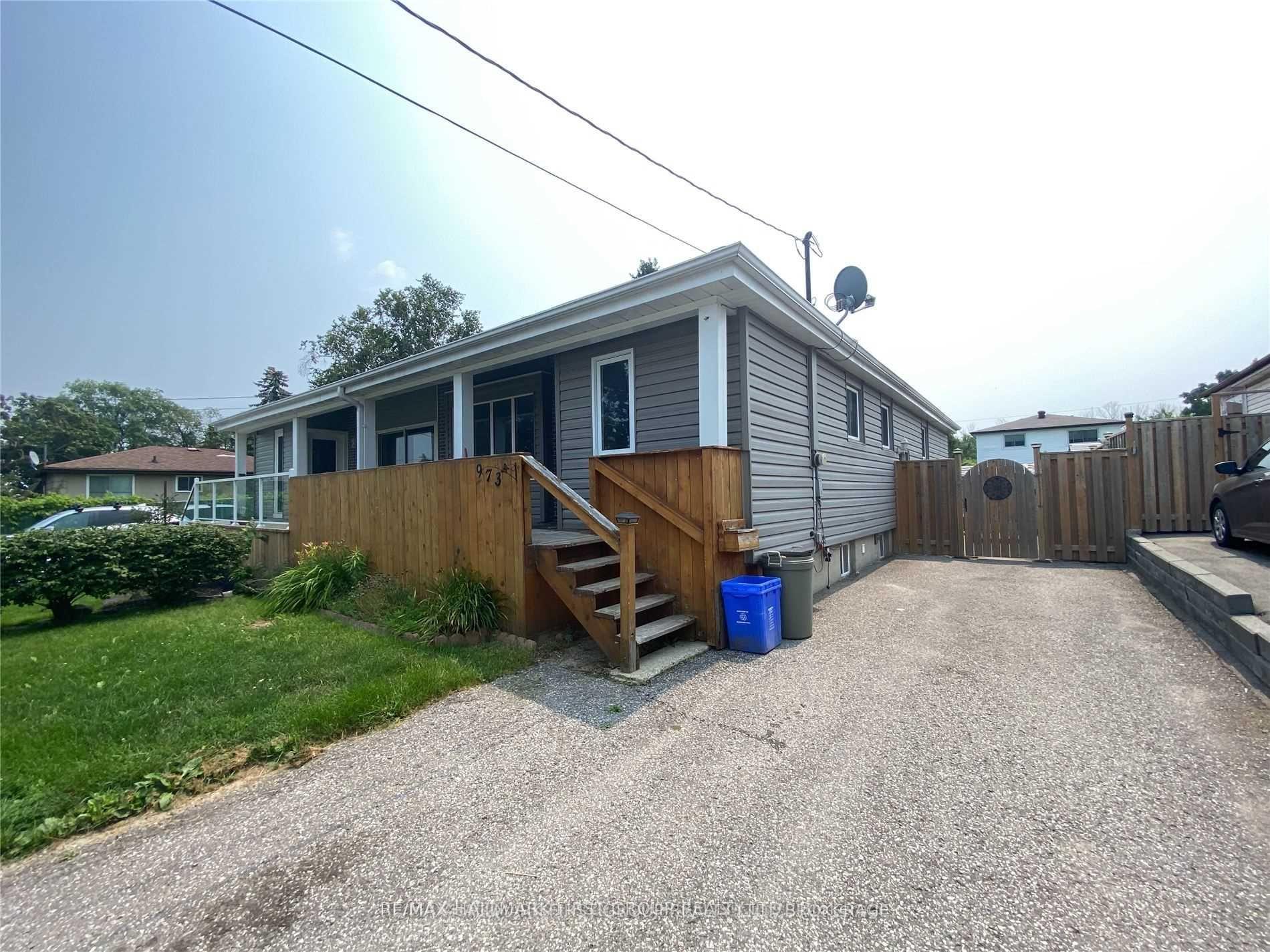 Front of 973 Mink Street