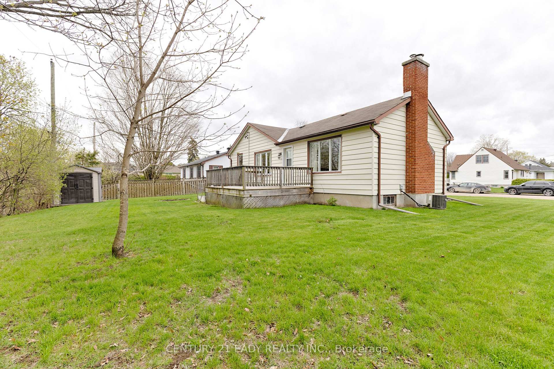 Photo 7 of 665 Coleraine Drive, Renfrew — HOMEH