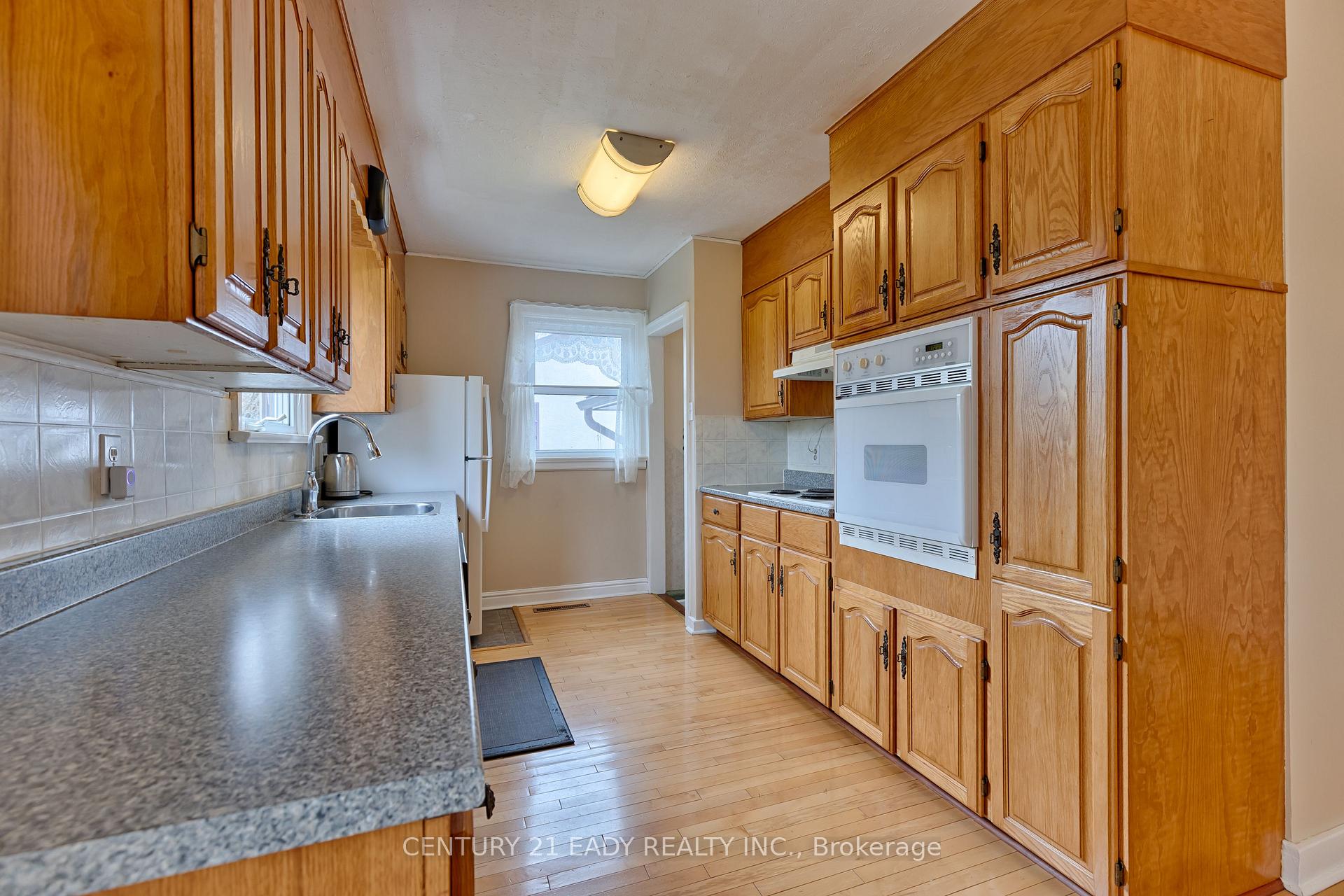 Photo 58 of 665 Coleraine Drive, Renfrew — HOMEH