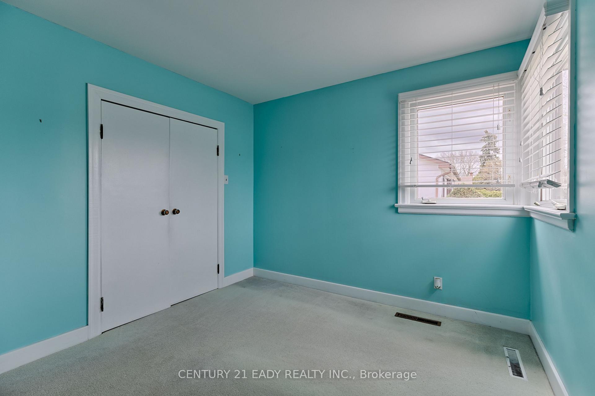 Photo 82 of 665 Coleraine Drive, Renfrew — HOMEH