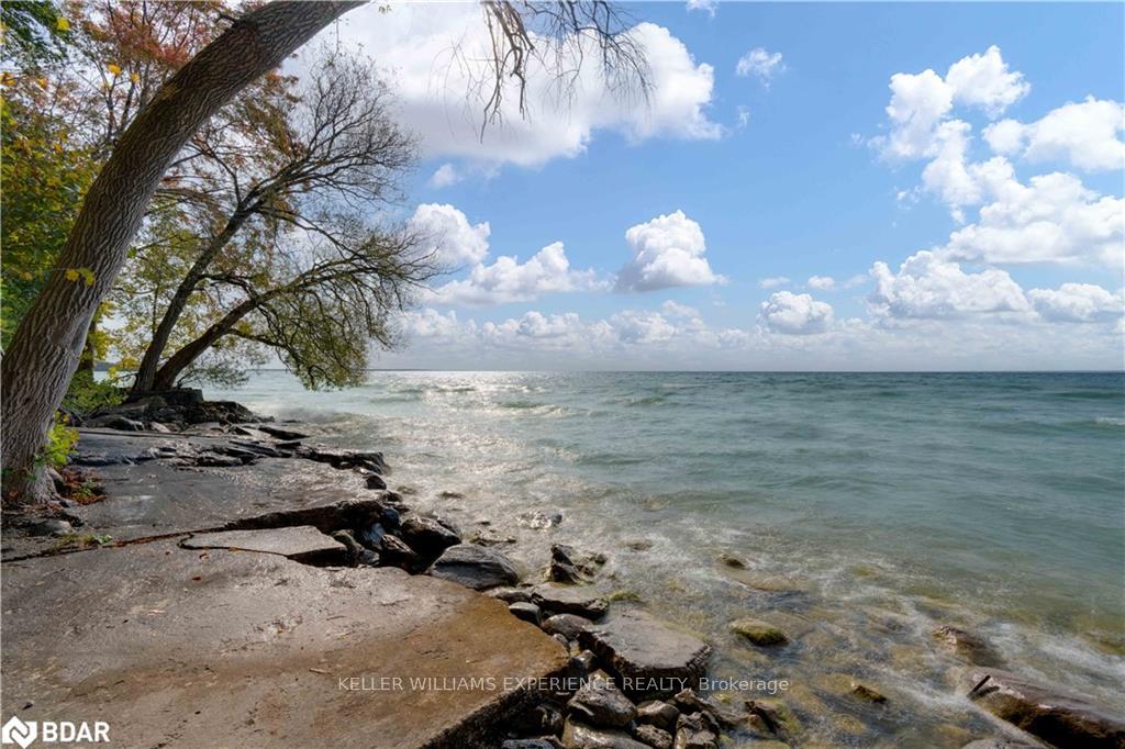Photo 3 of 2396 Lakeshore Drive, Ramara, Brechin — HOMEH