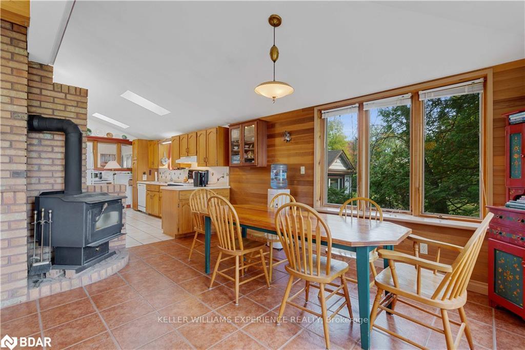 Photo 12 of 2396 Lakeshore Drive, Ramara, Brechin — HOMEH