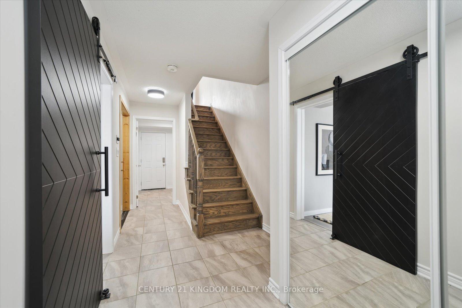 Photo 4 of 2422 Fall Harvest Crescent, Pickering, Rural Pickering — HOMEH