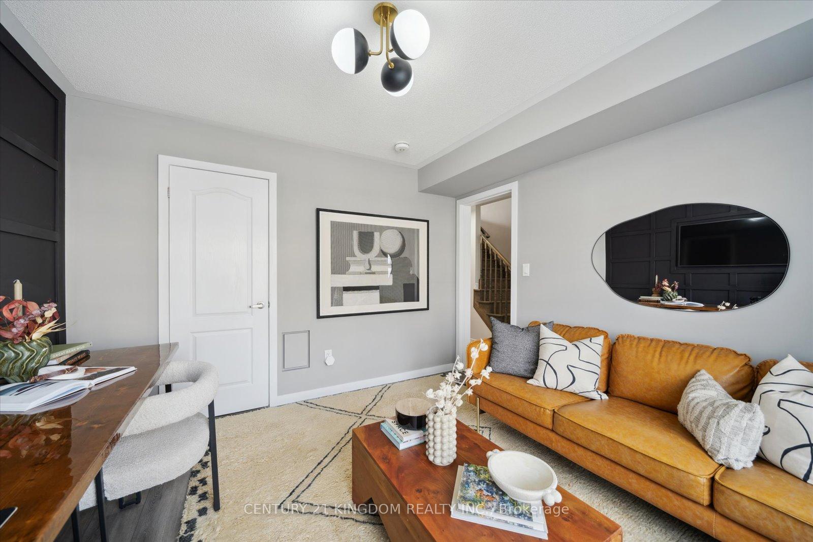 Photo 6 of 2422 Fall Harvest Crescent, Pickering, Rural Pickering — HOMEH