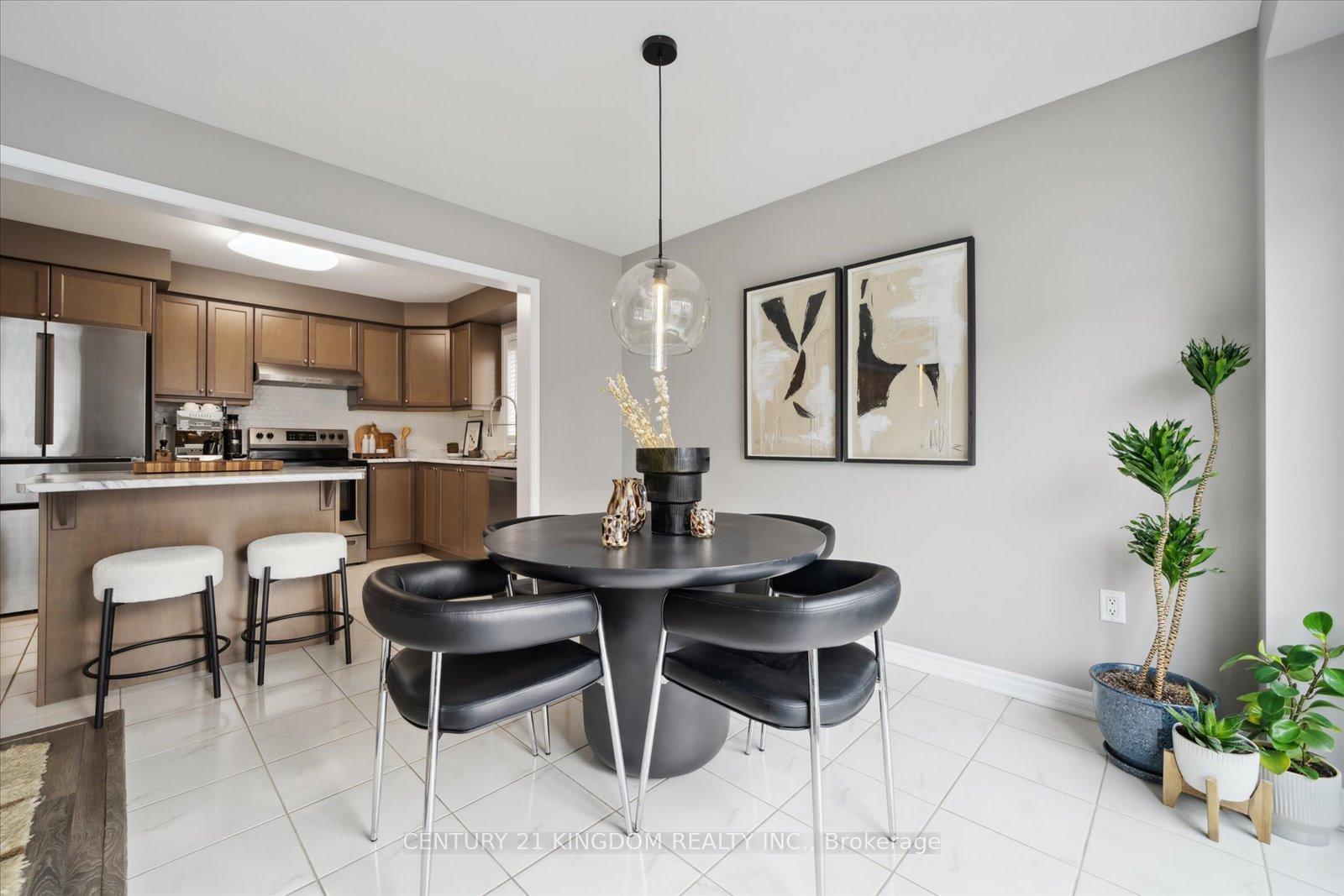 Photo 15 of 2422 Fall Harvest Crescent, Pickering, Rural Pickering — HOMEH