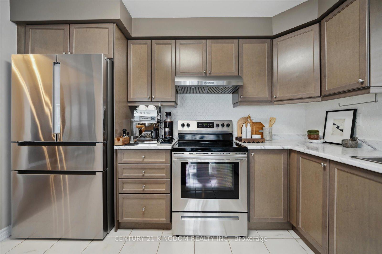 Photo 20 of 2422 Fall Harvest Crescent, Pickering, Rural Pickering — HOMEH
