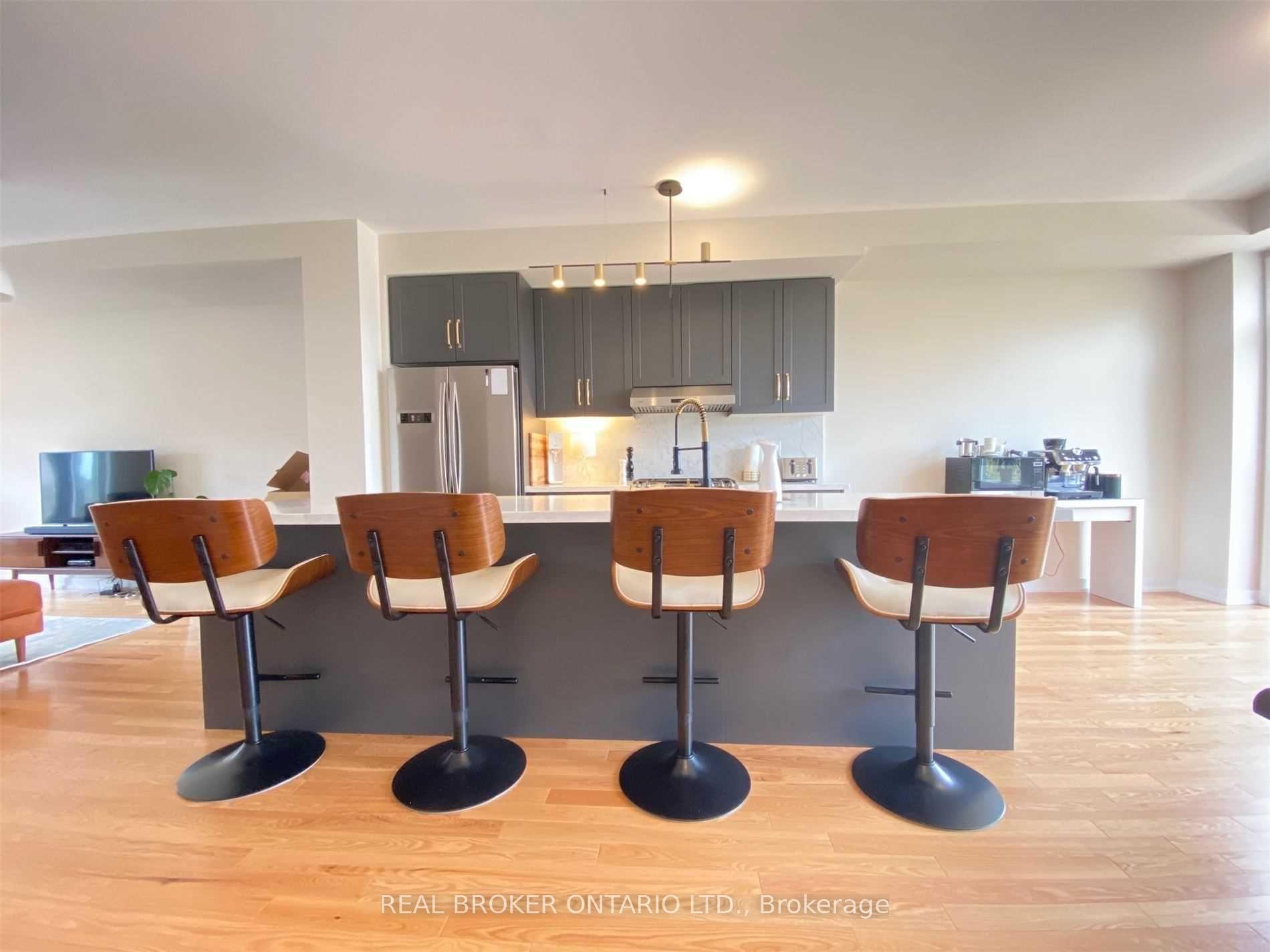 Photo 7 of 2508 Castlegate Crossing, Pickering, Duffin Heights — HOMEH