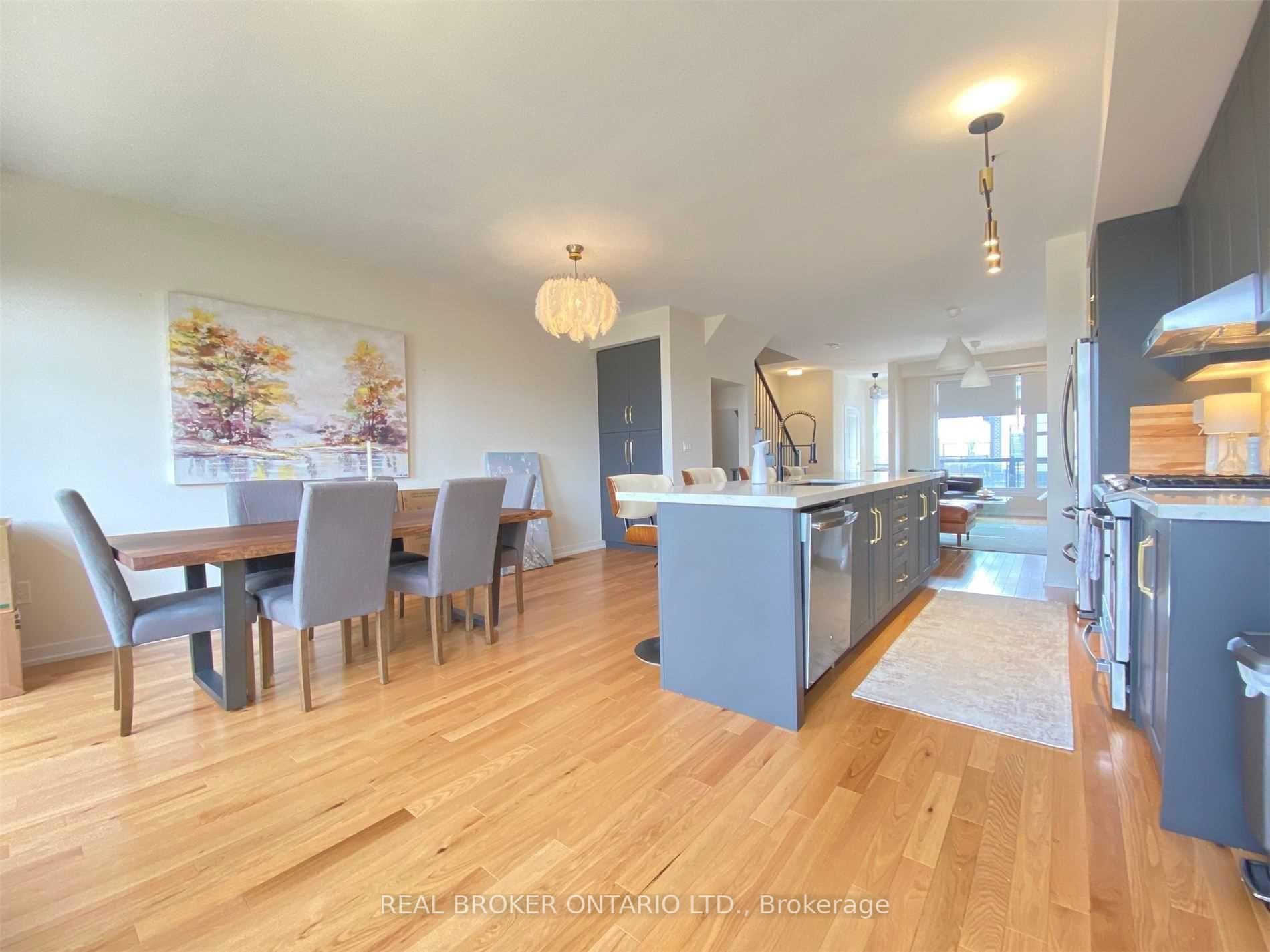 Photo 9 of 2508 Castlegate Crossing, Pickering, Duffin Heights — HOMEH