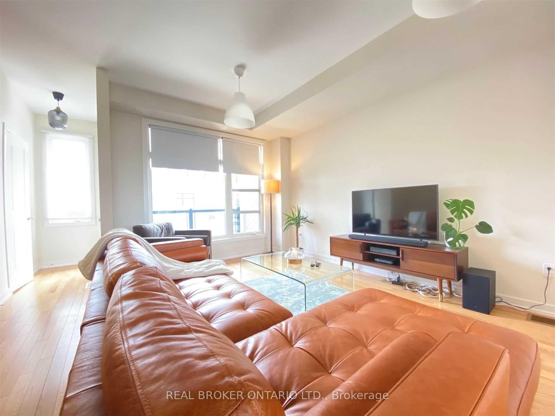Photo 13 of 2508 Castlegate Crossing, Pickering, Duffin Heights — HOMEH