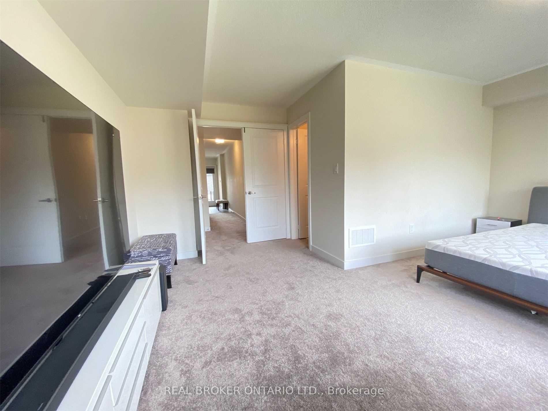 Photo 25 of 2508 Castlegate Crossing, Pickering, Duffin Heights — HOMEH