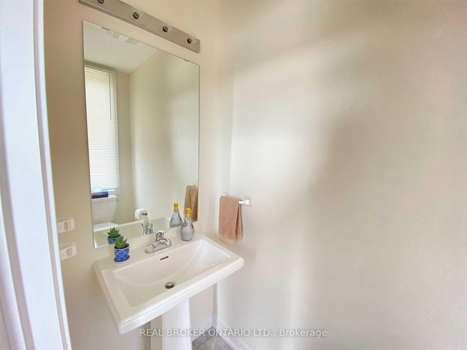 Photo 31 of 2508 Castlegate Crossing, Pickering, Duffin Heights — HOMEH
