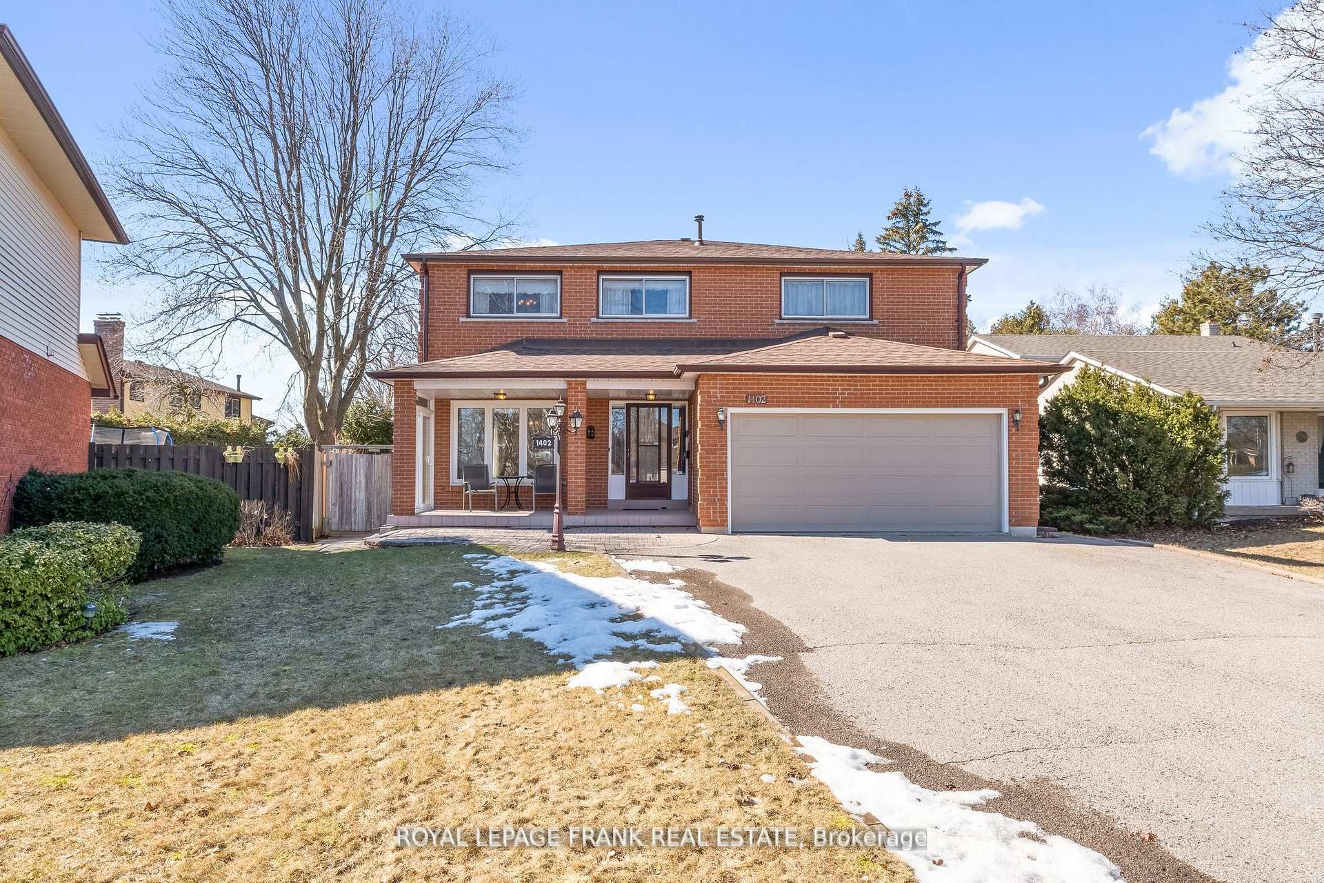 Photo 1 of 1402 Manitou Drive, Oshawa, Samac — HOMEH