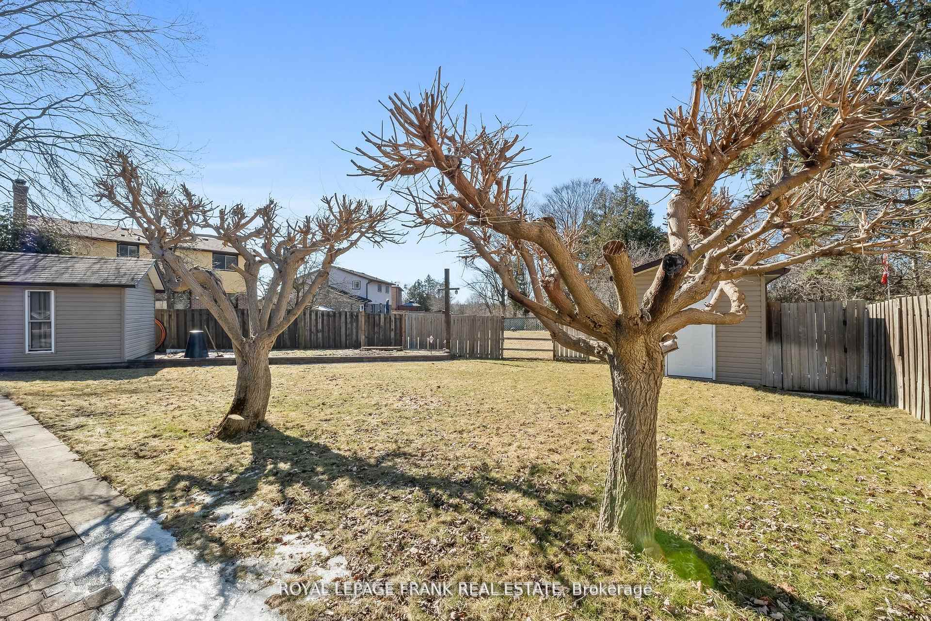 Photo 46 of 1402 Manitou Drive, Oshawa, Samac — HOMEH